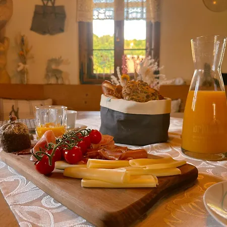 Romantisches Wellness Im Steirischen Ursprung Chalet Brodersdorf